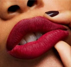 MAC Cosmetics Matte Lippenstift - D For Danger -Maybelline Winkel 1200x1125 5