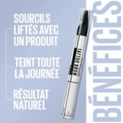 Maybelline New York - Tattoo Brow Lift Stick 02 Soft Brown - Bruin Wenkbrauwpotlood Met Stylingborstel -Maybelline Winkel 1200x1200 1082