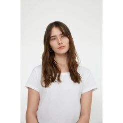 Rimmel London Lasting Finish Foundation - 100 Ivory -Maybelline Winkel 1200x1200 119