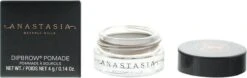 Anastasia Beverly Hills Dipbrow Pomade - Dark Brown -Maybelline Winkel 1200x378 1