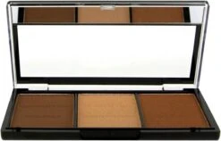 Makeup Revolution - Ultra Brightening Contour Kit C04 - Light/Medium -Maybelline Winkel 1200x768