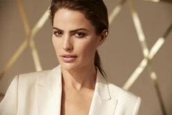 Max Factor Miracle Second Skin Foundation - 06 Golden Medium 16 Max Factor Miracle Second Skin Foundation - 06 Golden Medium -Maybelline Winkel 1200x800 4