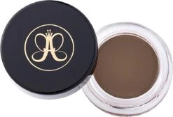 Anastasia Beverly Hills Dipbrow Pomade - Soft Brown 18 Anastasia Beverly Hills Dipbrow Pomade - Soft Brown -Maybelline Winkel 1200x815 1