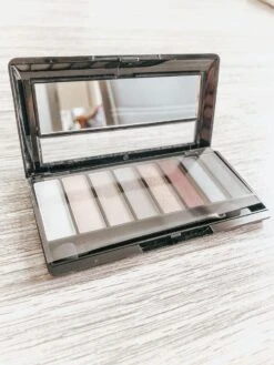 Rimmel London Rimmel Magnif'Eyes Eye Oogschaduw Palette - 003 Grunge Glamour 16 Rimmel London Rimmel Magnif'Eyes Eye Oogschaduw Palette - 003 Grunge Glamour -Maybelline Winkel 900x1200 15