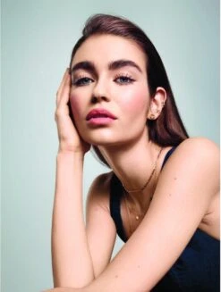 Rimmel London Lasting Finish Foundation - 100 Ivory -Maybelline Winkel 906x1200 1